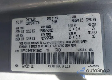 1993 Dodge Dakota z USA, uszkodzony, nr VIN 1B7FL23X3PS219992